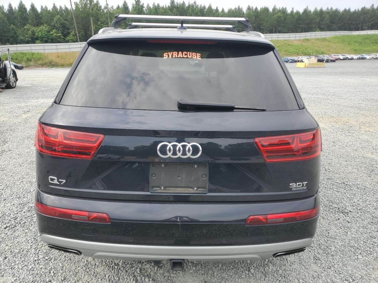 WA1VAAF7XJD010925 2018 Audi Q7 Prestige