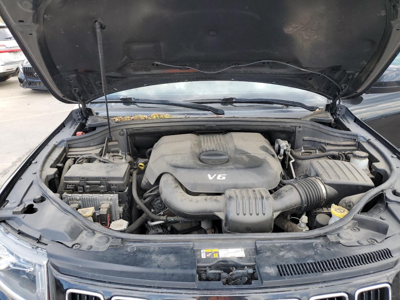 1C4RJFAG8FC608195 2015 Jeep Grand Cherokee Laredo