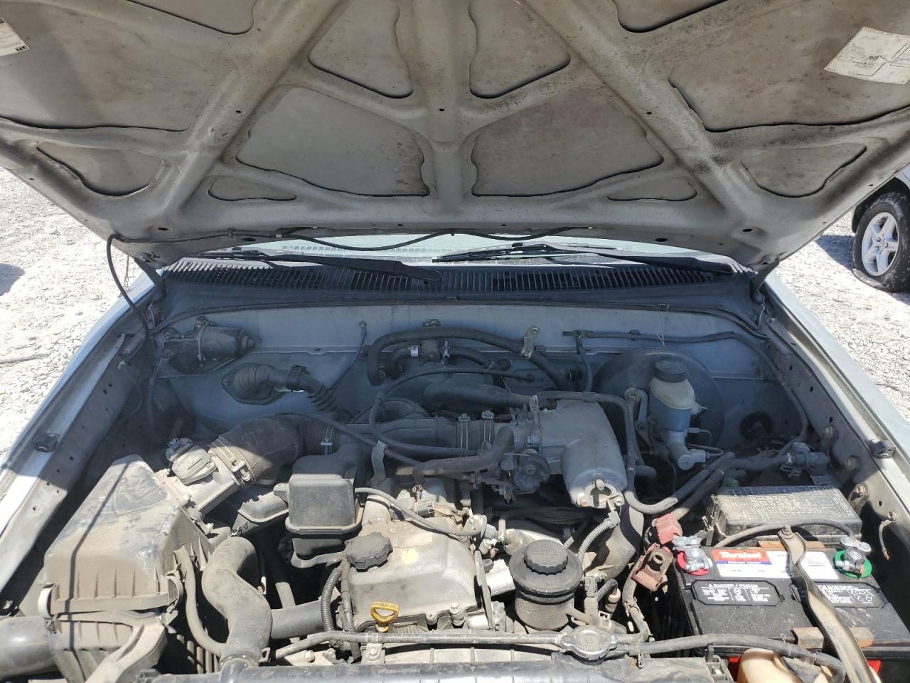5TENL42NX2Z036049 2002 Toyota Tacoma