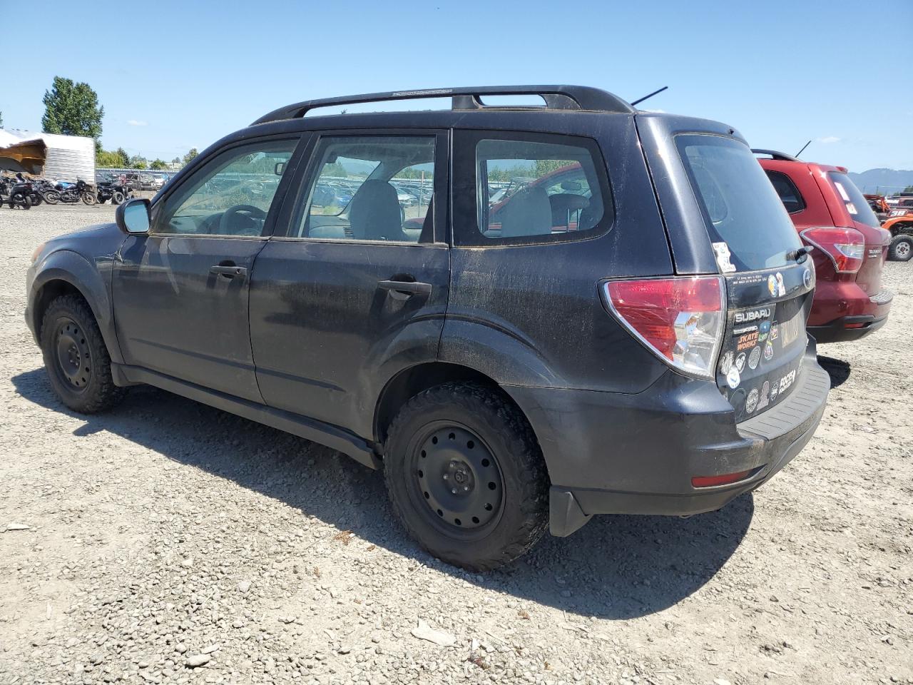 JF2SHBBC1BH721129 2011 Subaru Forester 2.5X