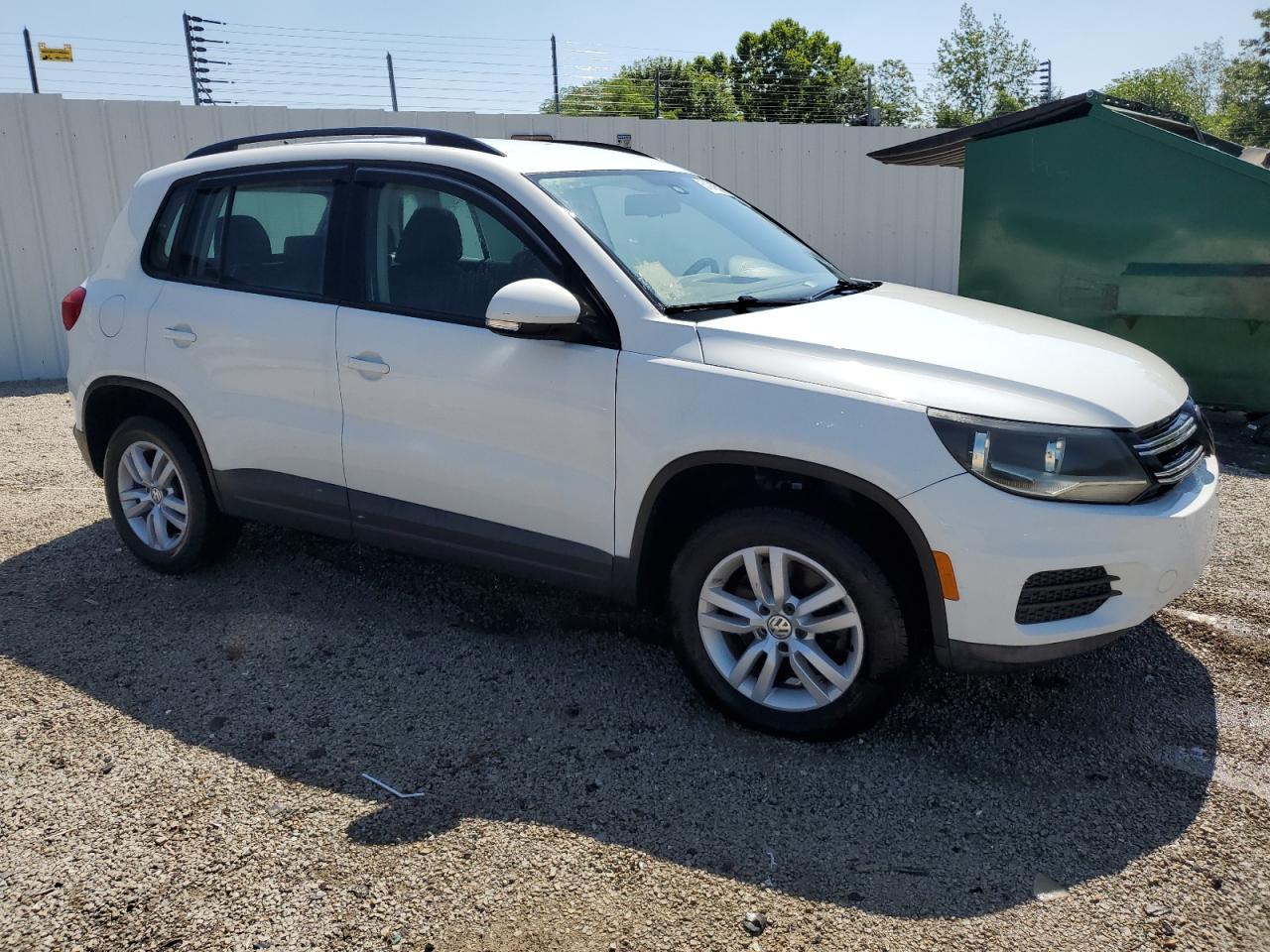 2016 Volkswagen Tiguan S vin: WVGAV7AX8GW531685