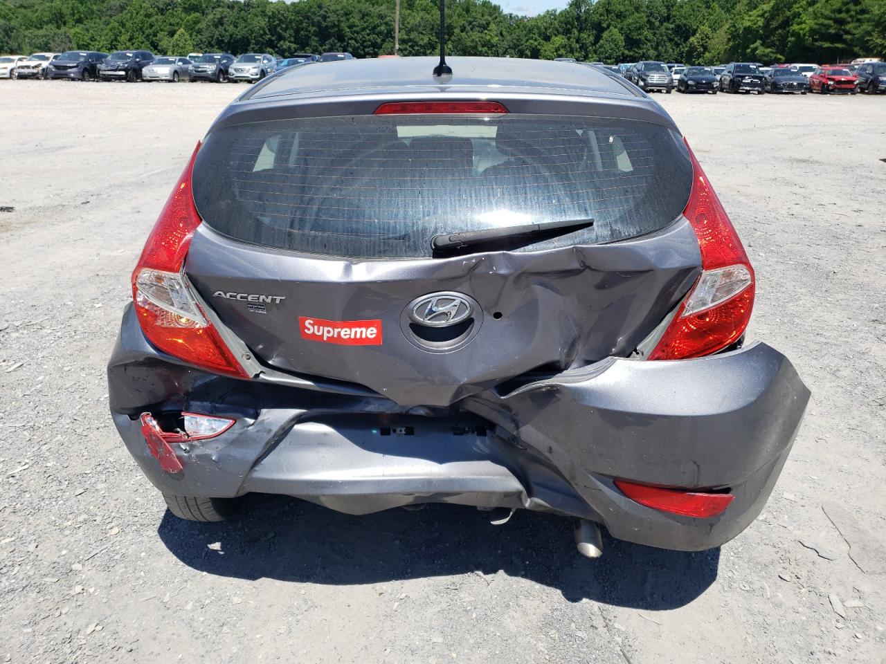 KMHCT5AE0HU300889 2017 Hyundai Accent Se