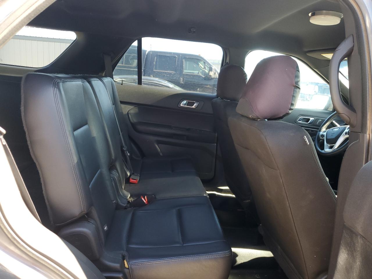 1FM5K8AT5FGB51595 2015 Ford Explorer Police Interceptor