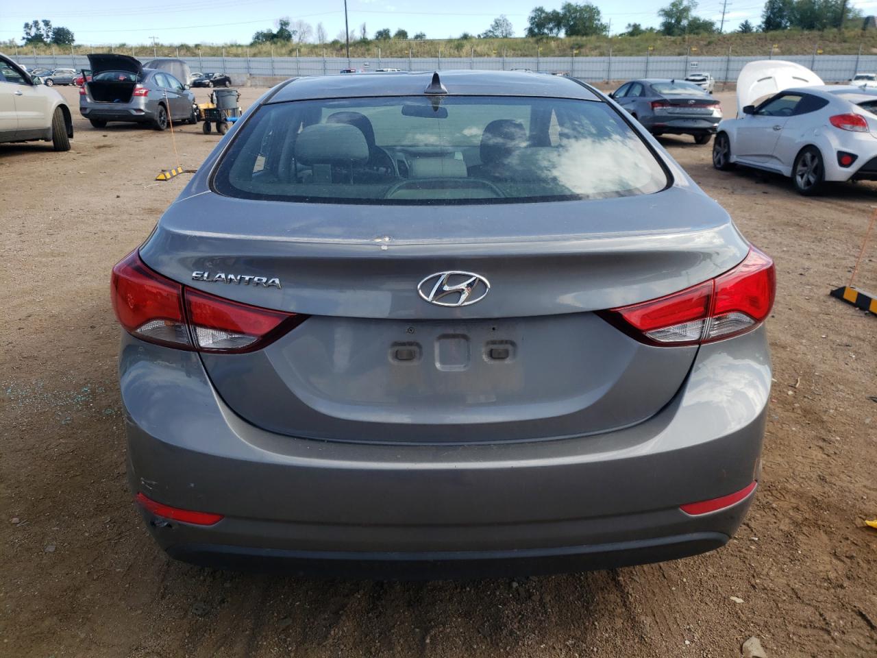 2014 Hyundai Elantra Se vin: 5NPDH4AE8EH499278