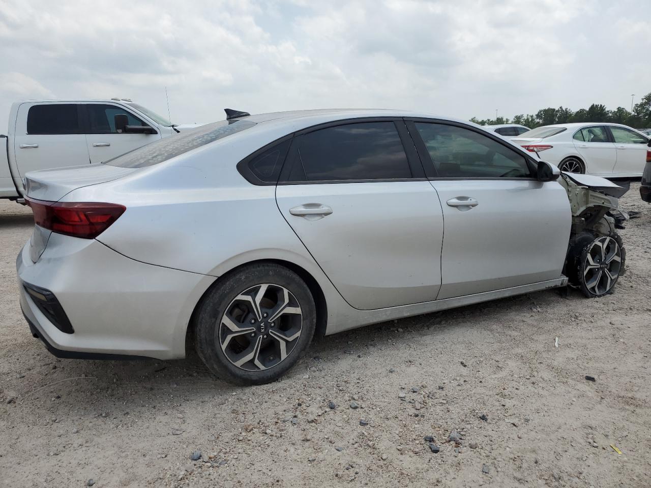 3KPF24AD8KE039166 2019 Kia Forte Fe