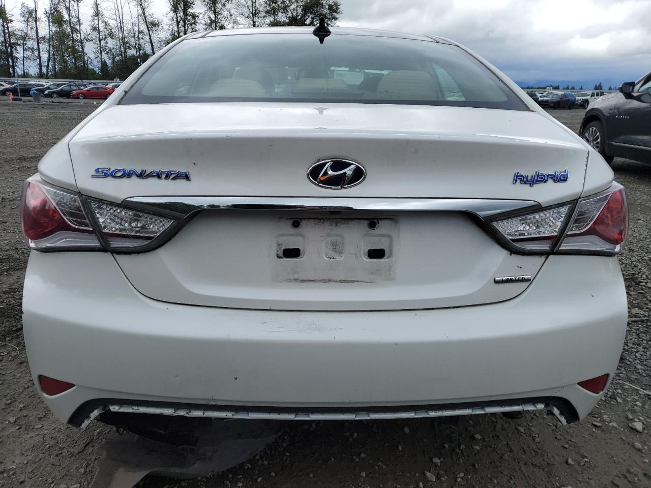 2013 Hyundai Sonata Hybrid vin: KMHEC4A44DA074734