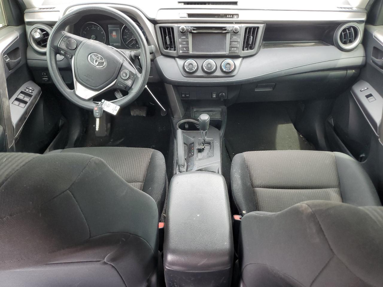 JTMZFREV8HJ141113 2017 Toyota Rav4 Le