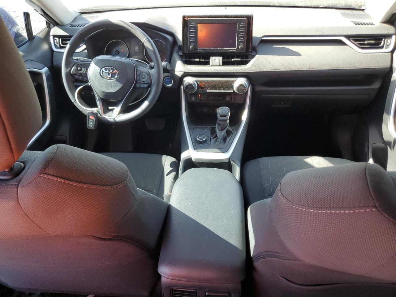 4T3RWRFV2NU069479 2022 Toyota Rav4 Xle