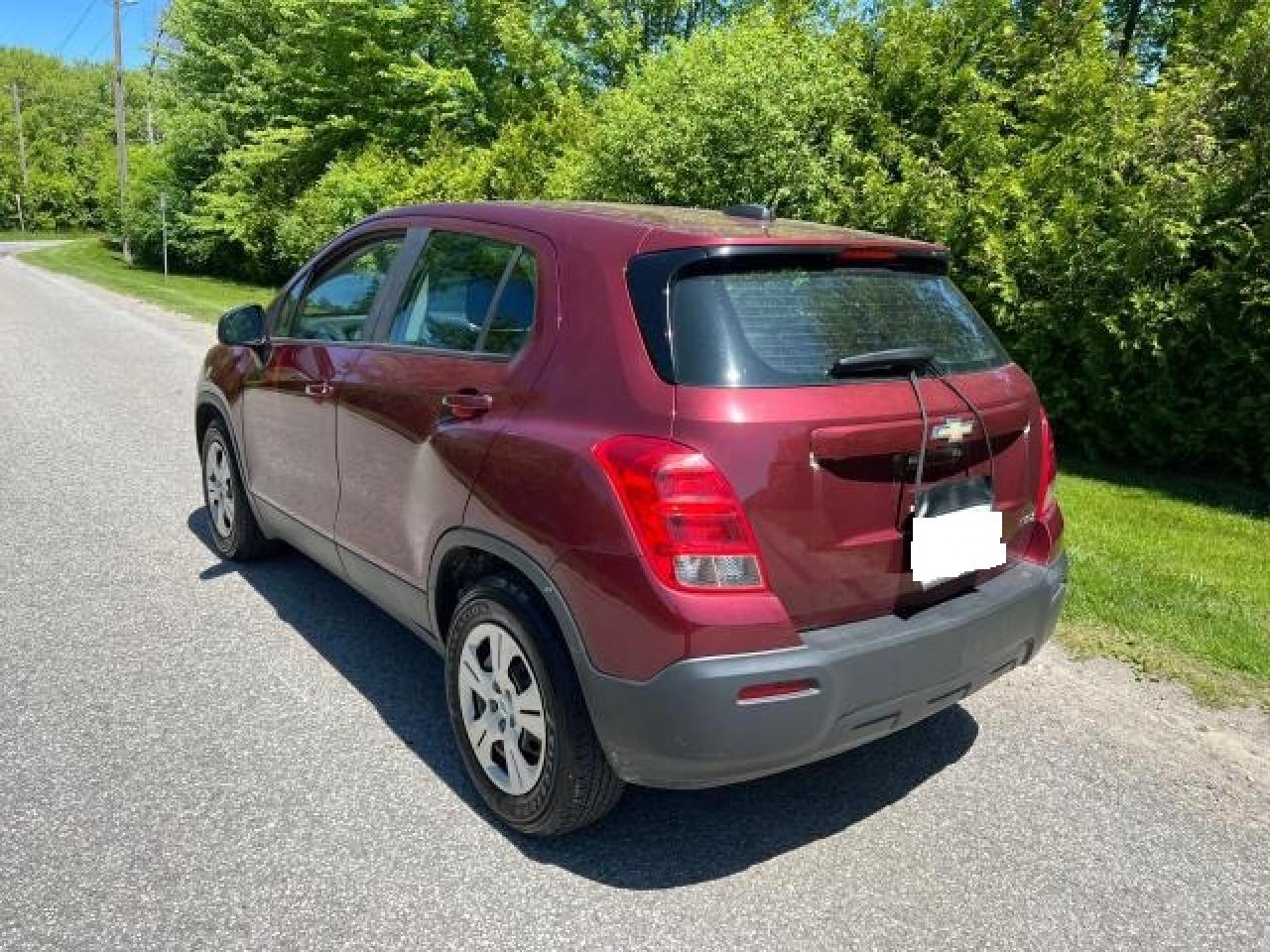 2015 Chevrolet Trax Ls vin: 3GNCJKSB6FL154252