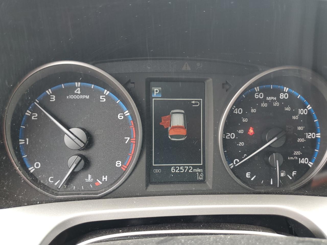 JTMZFREV8HJ141113 2017 Toyota Rav4 Le