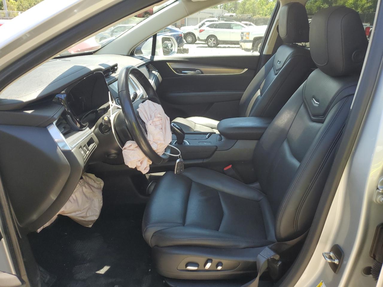 1GYKNCRS0KZ265168 2019 Cadillac Xt5 Luxury