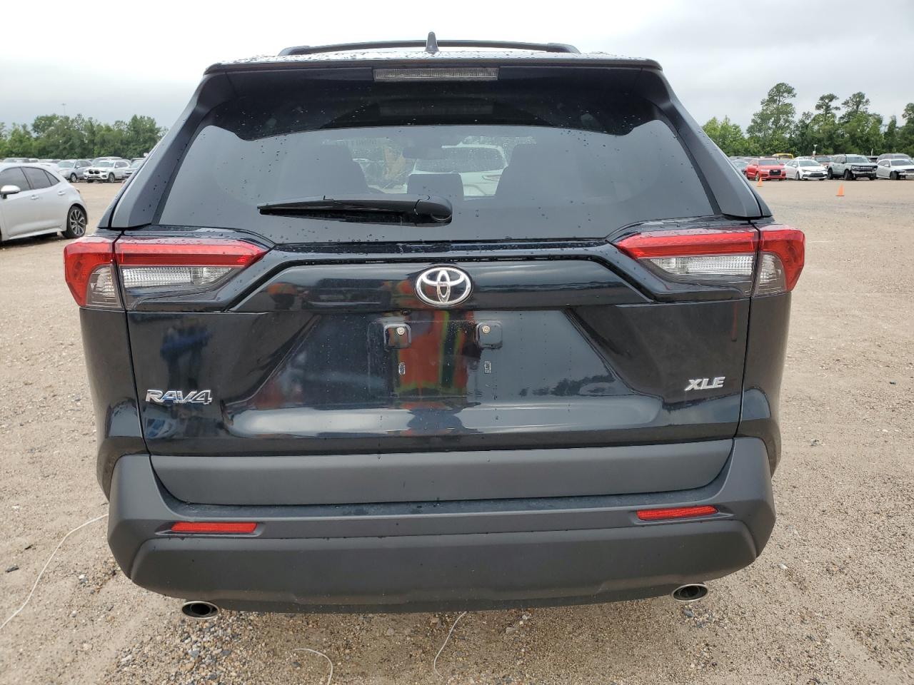 2T3C1RFV5LW080235 2020 Toyota Rav4 Xle Premium