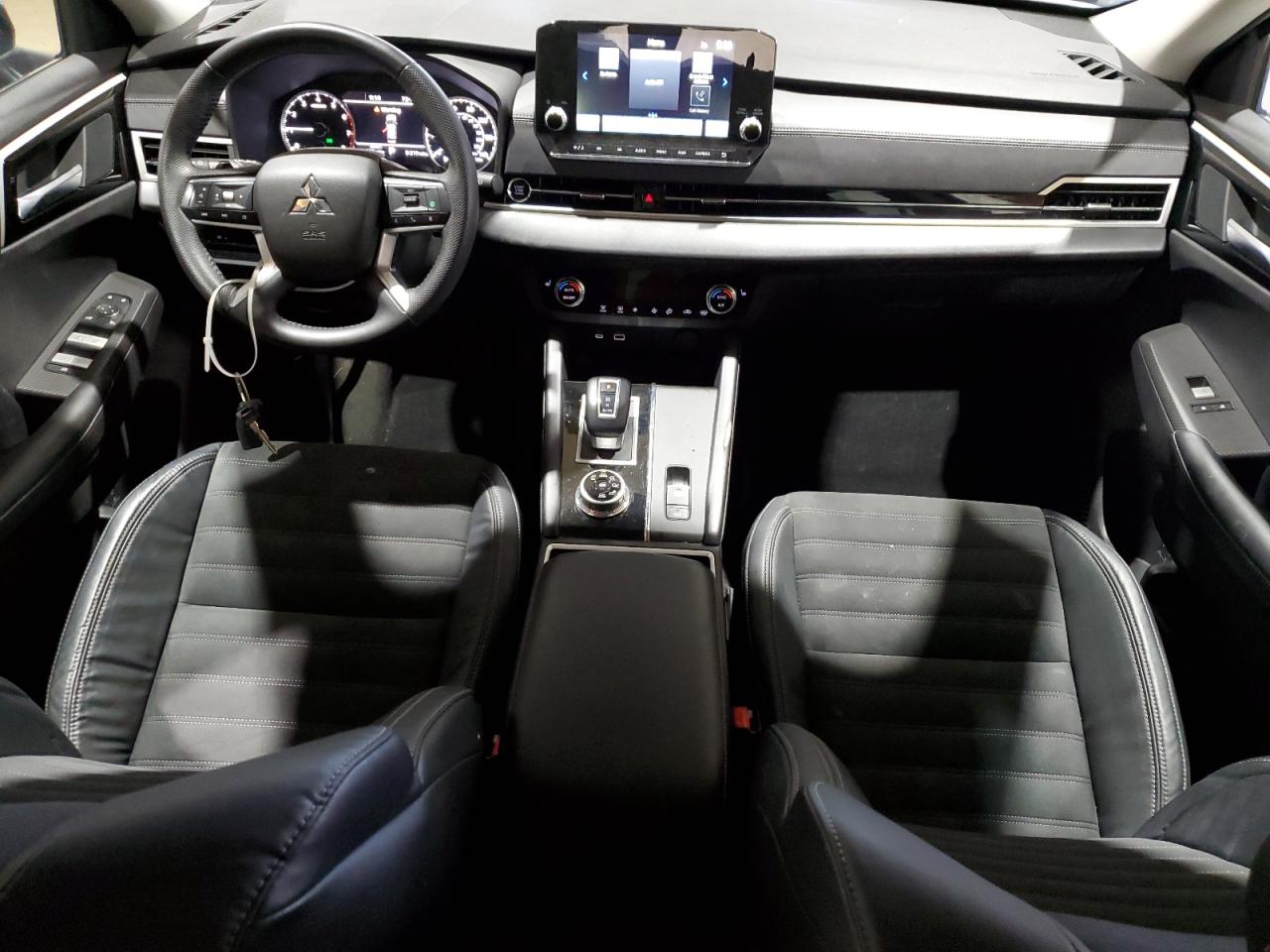 JA4J4UA80NZ090820 2022 Mitsubishi Outlander Se