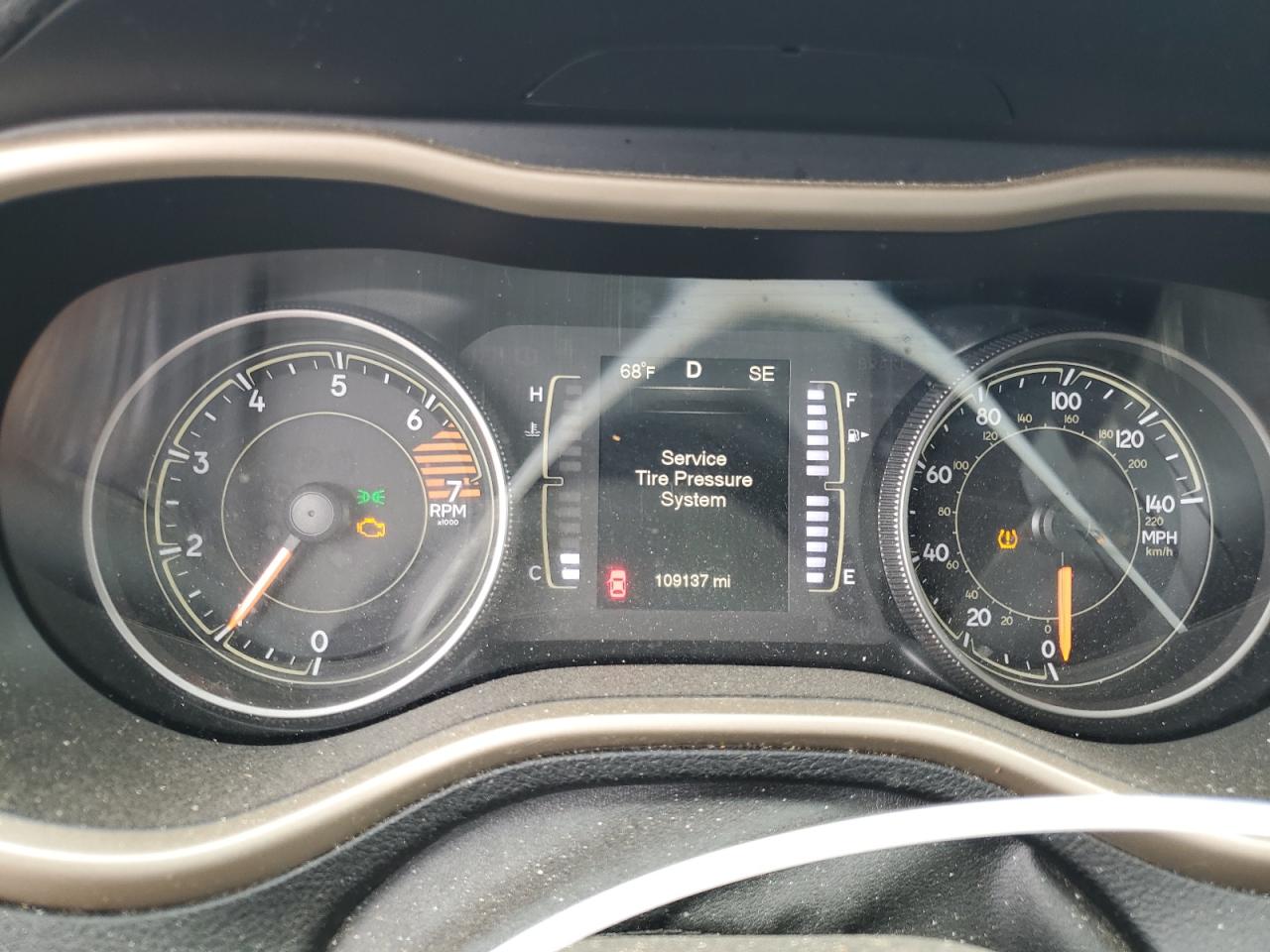 1C4PJMCB7GW139906 2016 Jeep Cherokee Latitude