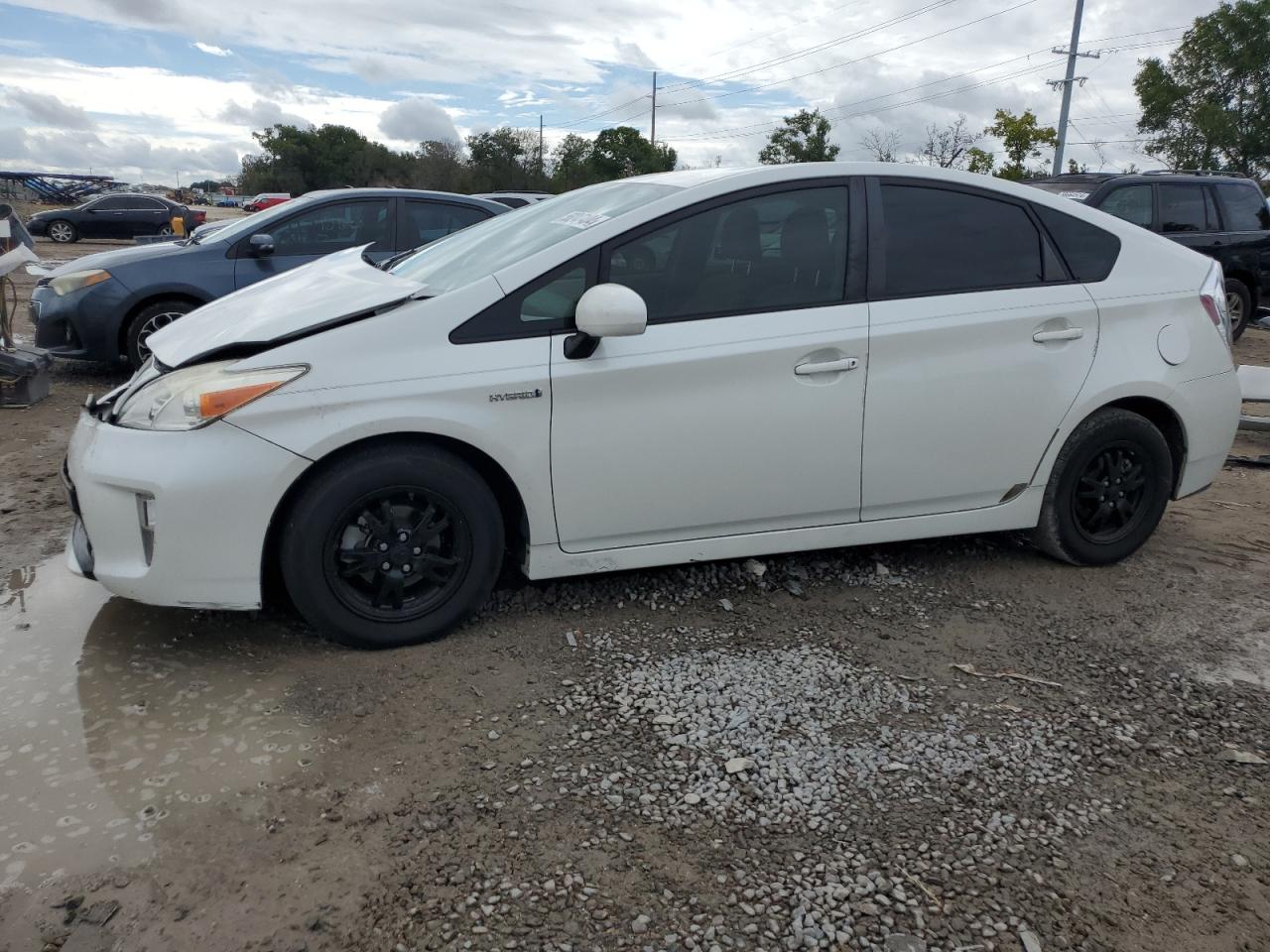  Salvage Toyota Prius