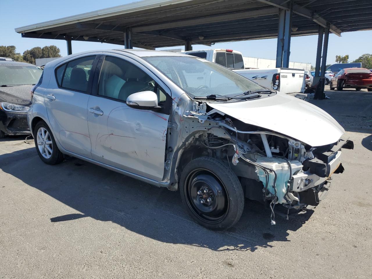 Lot #2924031080 2015 TOYOTA PRIUS C