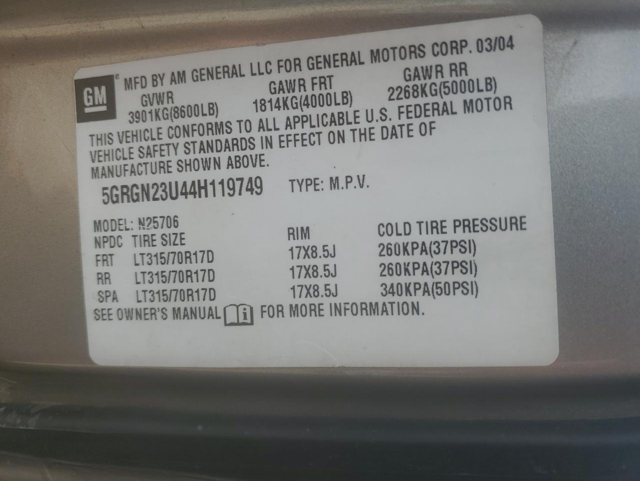 5GRGN23U44H119749 2004 Hummer H2