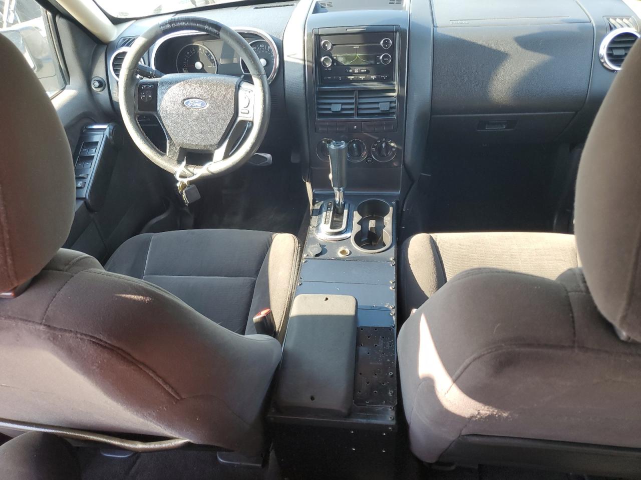 1FMEU6DE0AUB06974 2010 Ford Explorer Xlt