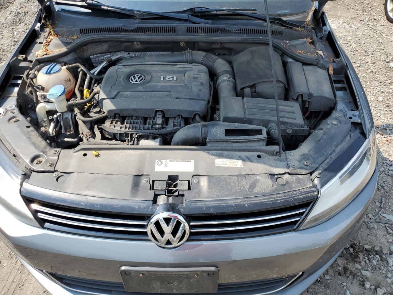 3VWD17AJ1EM287543 2014 Volkswagen Jetta Se