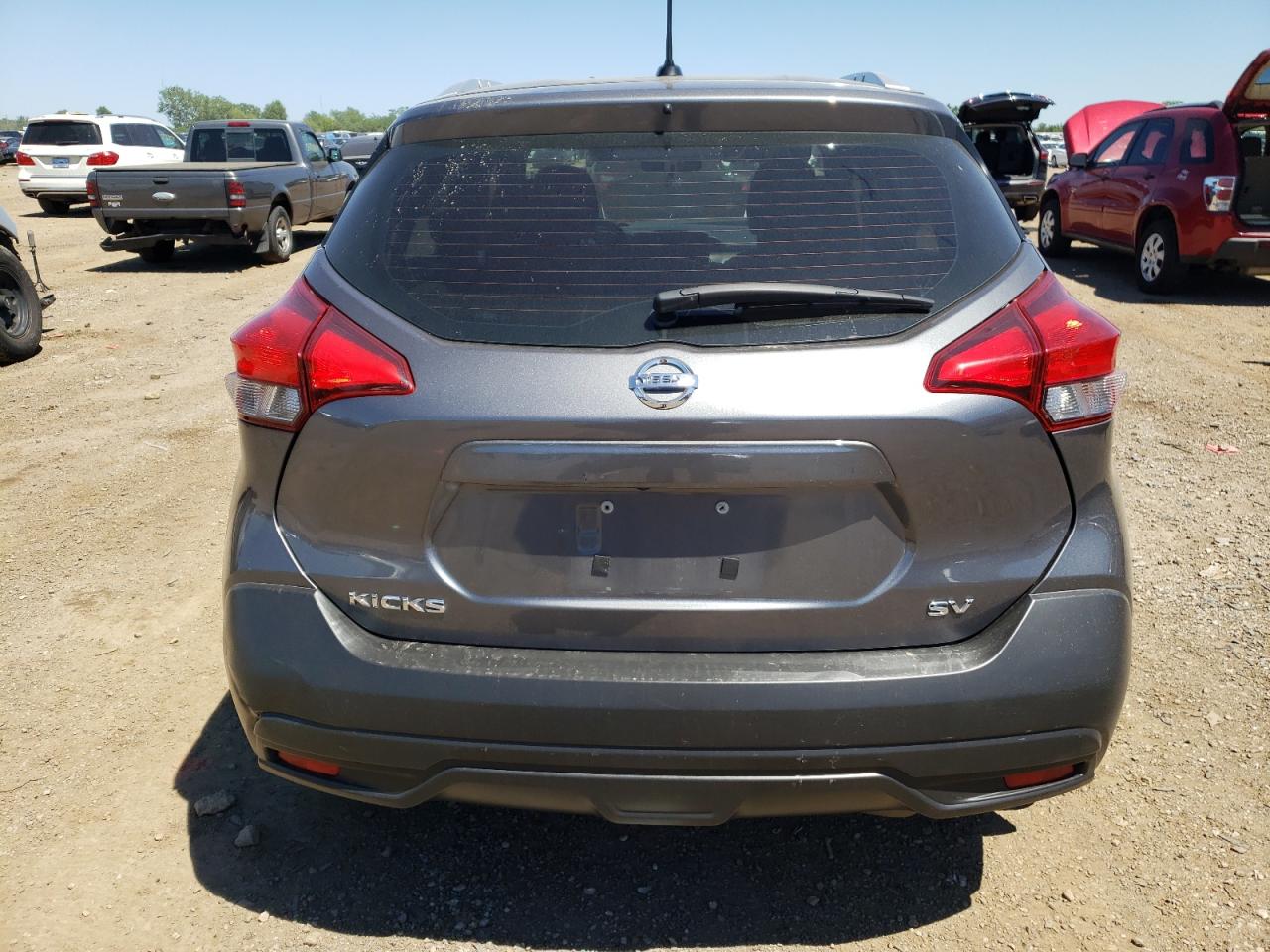 3N1CP5CU6KL550008 2019 Nissan Kicks S