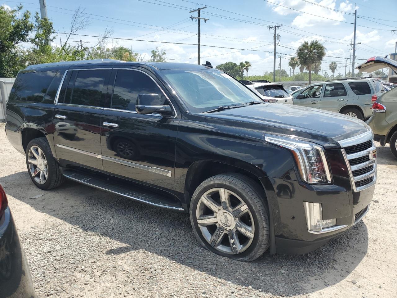 2019 Cadillac Escalade Esv Luxury vin: 1GYS4HKJ7KR158782