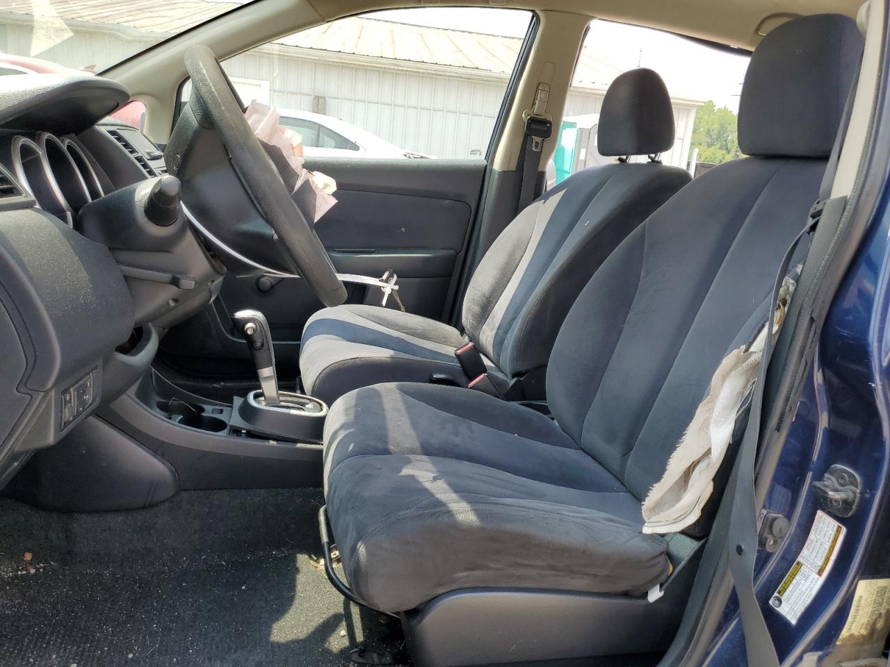 3N1BC13E08L458846 2008 Nissan Versa S