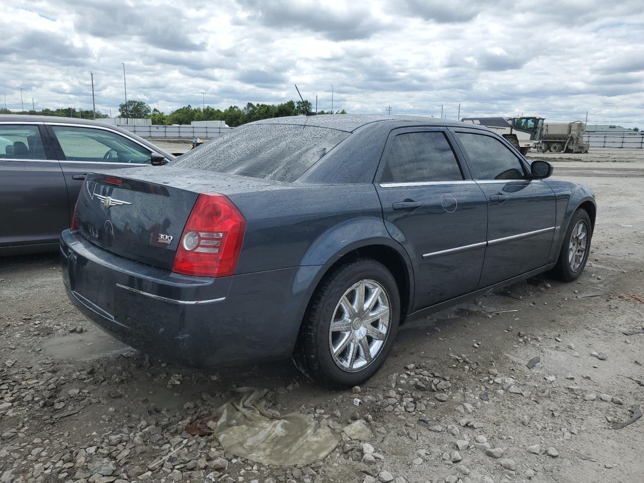 2C3LA53G18H169519 2008 Chrysler 300 Touring