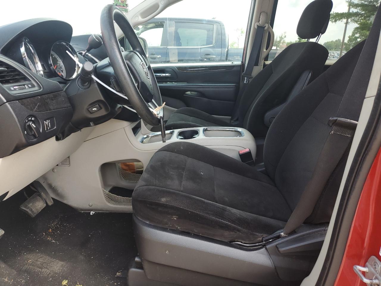 2C4RDGCG5CR210052 2012 Dodge Grand Caravan Sxt