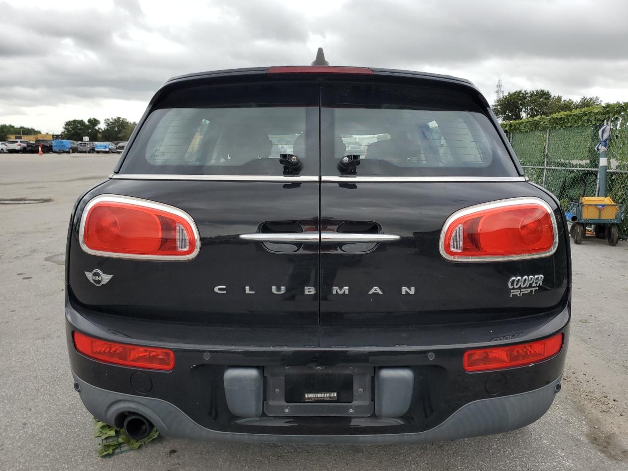 WMWLN5C34H2E33967 2017 Mini Cooper Clubman