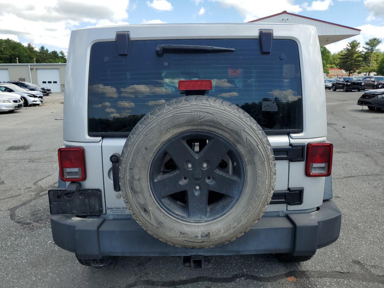 1C4HJWCG4CL116686 2012 Jeep Wrangler Rubicon