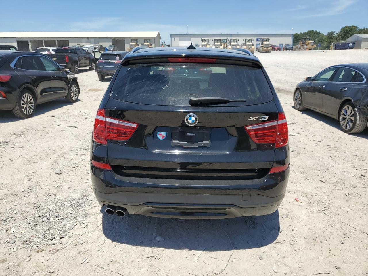 2017 BMW X3 xDrive28I vin: 5UXWX9C33H0W78655