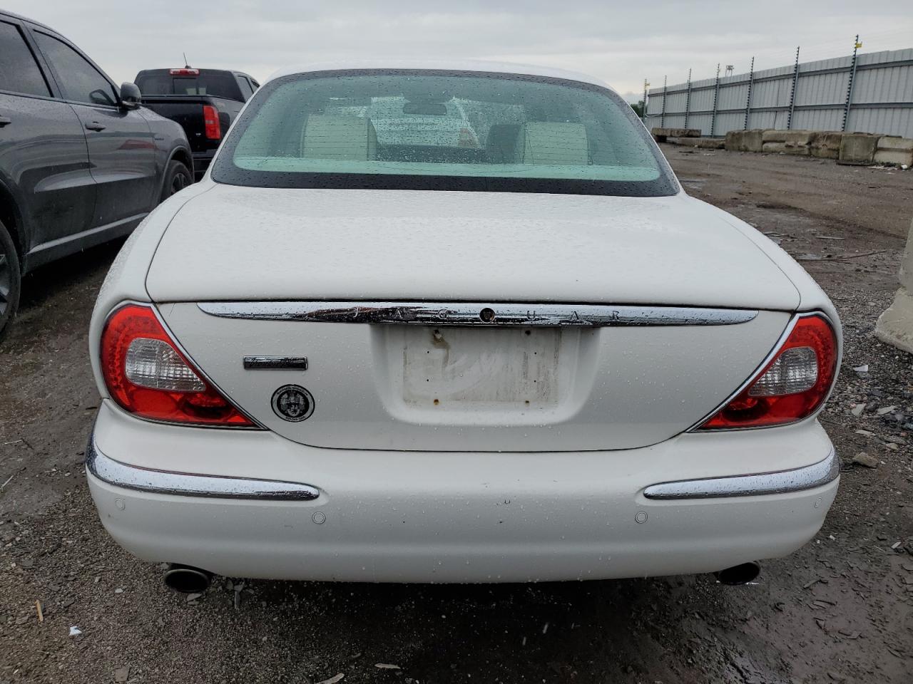 SAJWA82B66SH08047 2006 Jaguar Vandenplas