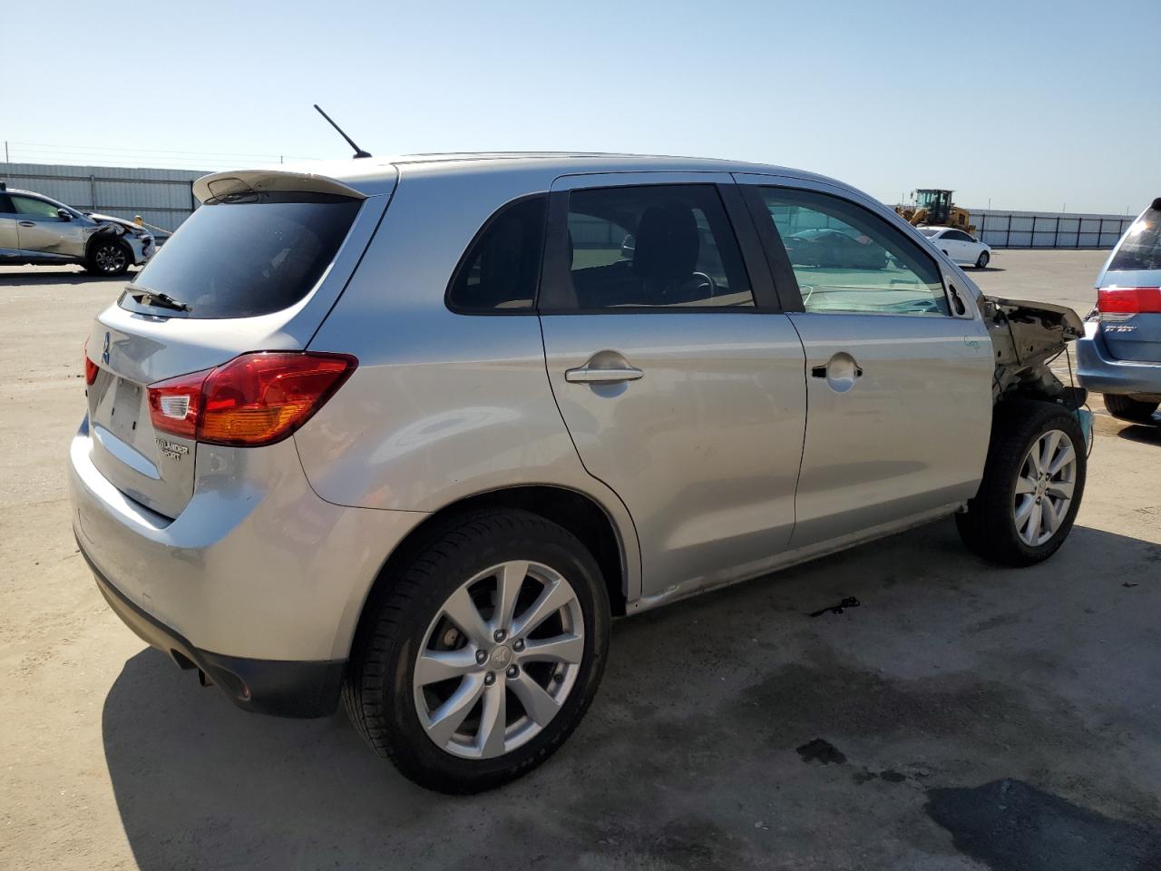 4A4AP3AU0FE020921 2015 Mitsubishi Outlander Sport Es