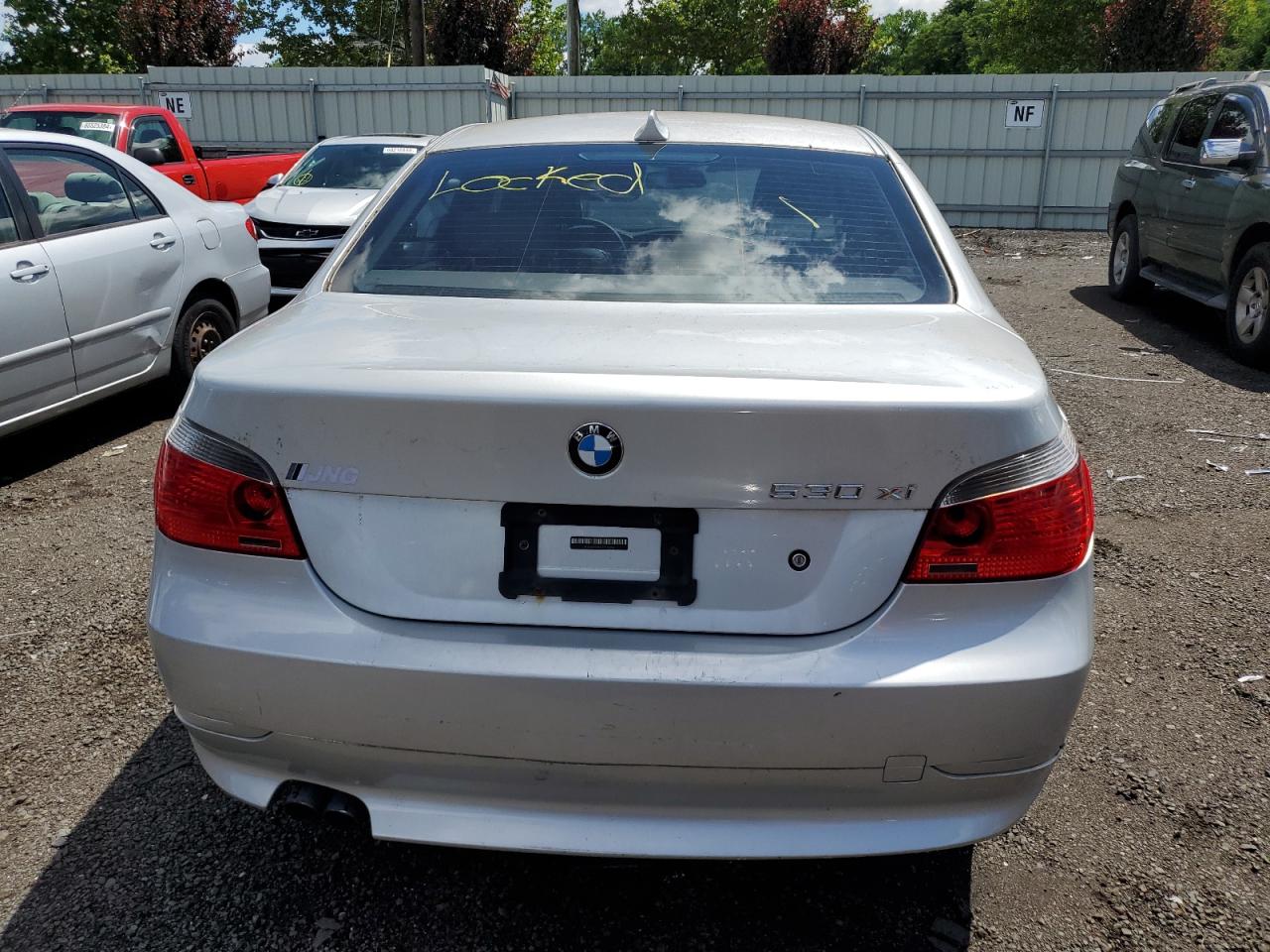 WBANF73517CY18086 2007 BMW 530 Xi