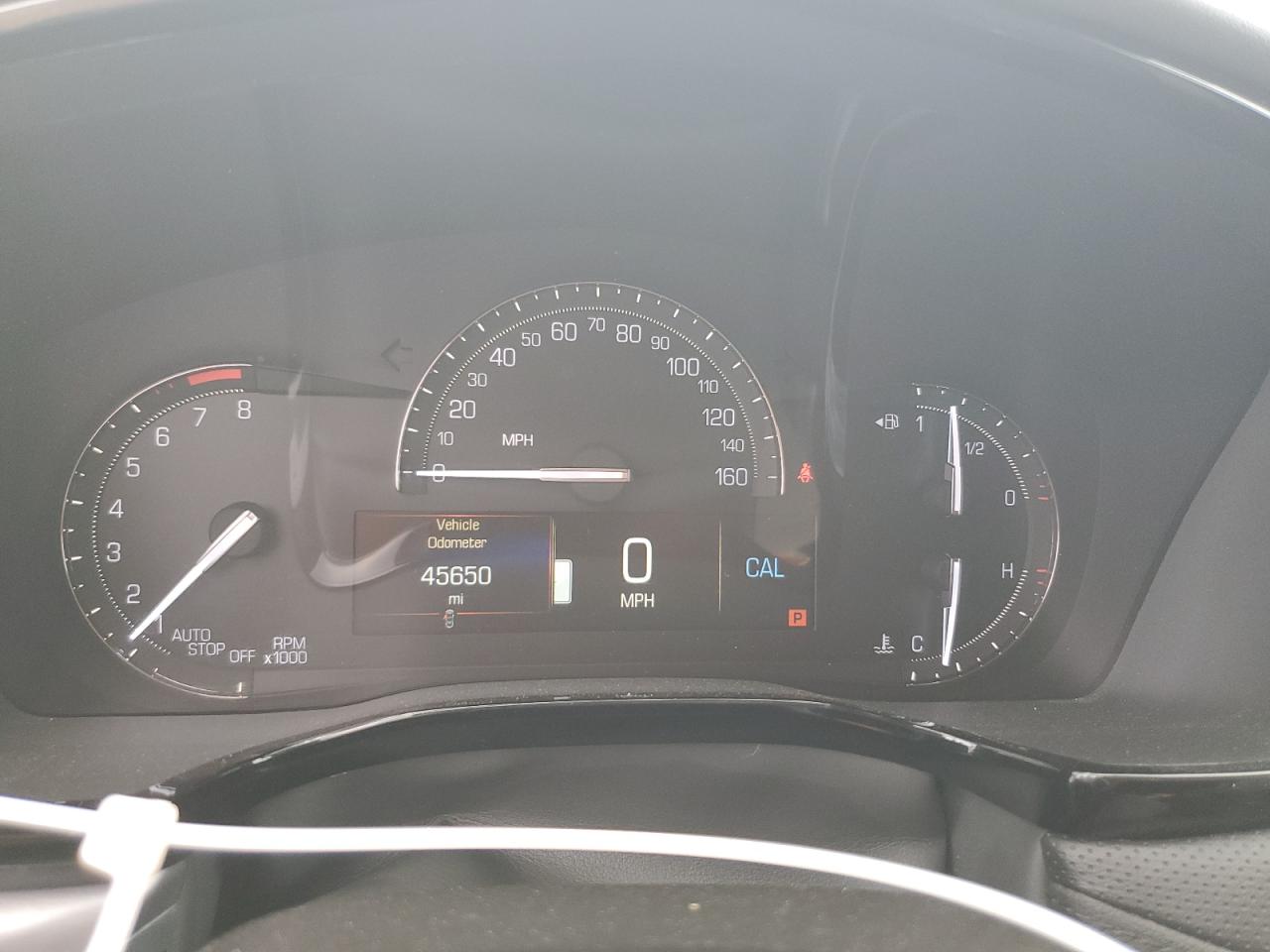 1GYKNDRS8HZ231333 2017 Cadillac Xt5 Luxury