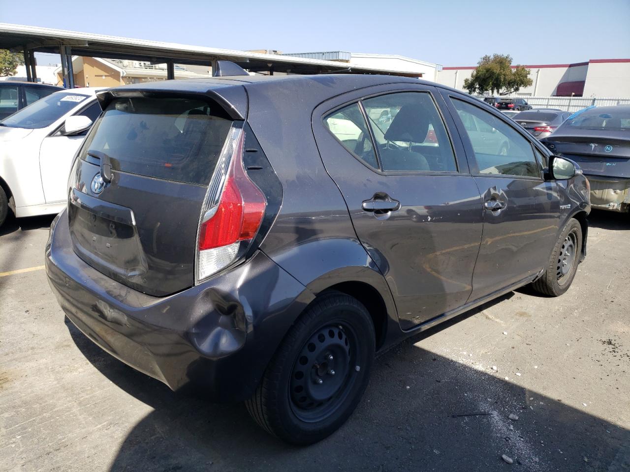 2016 Toyota Prius C vin: JTDKDTB37G1130366