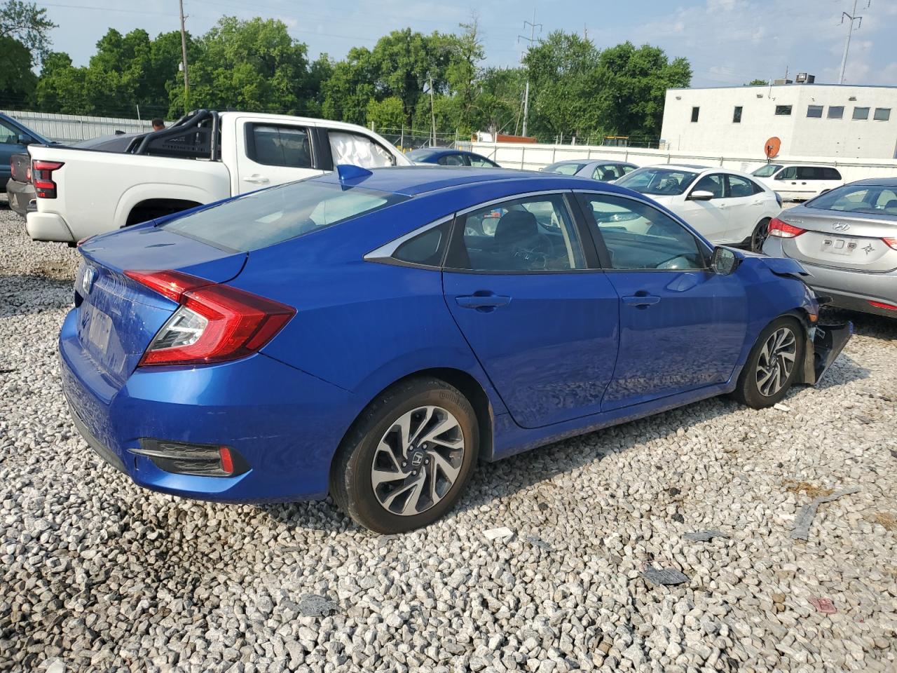 2HGFC2F74JH552746 2018 Honda Civic Ex