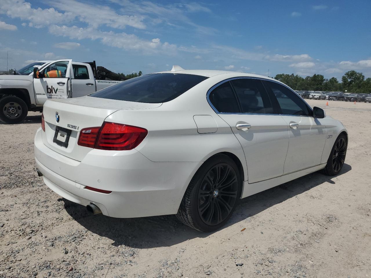 2012 BMW 535 I vin: WBAFR7C56CC811852