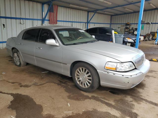 1LNHM83WX4Y653959 2004 Lincoln Town Car Ultimate