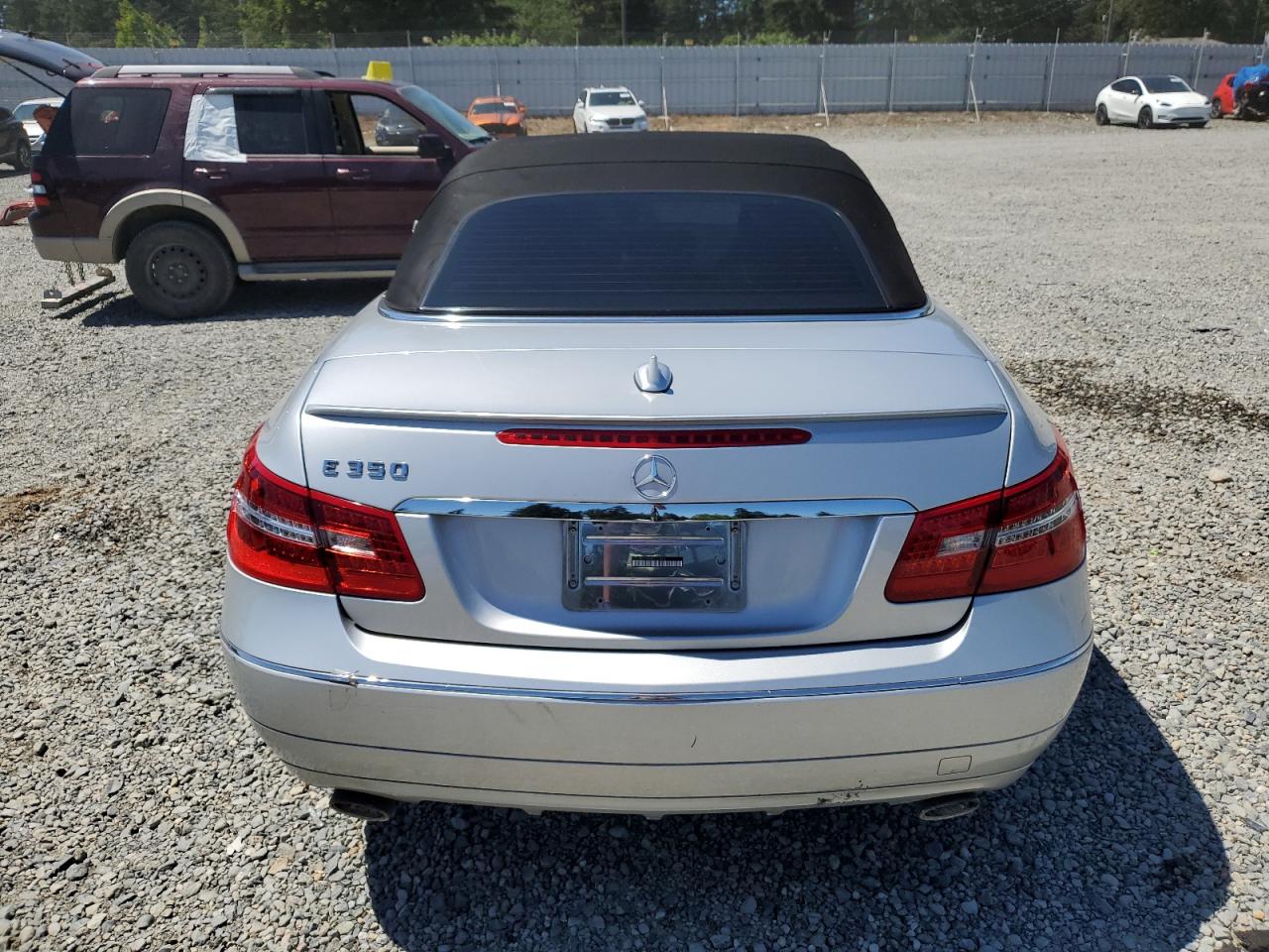 WDDKK5GF4BF122893 2011 Mercedes-Benz E 350