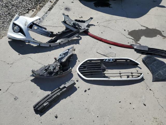 2015 Hyundai Veloster Turbo VIN: KMHTC6AE5FU221799 Lot: 59698814