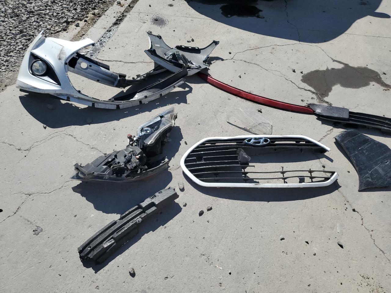 KMHTC6AE5FU221799 2015 Hyundai Veloster Turbo