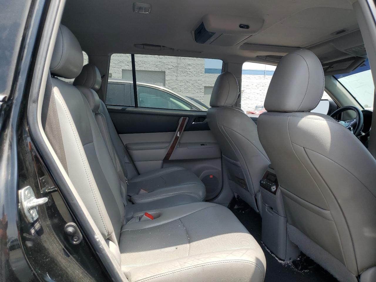 5TDDK3EH3CS166896 2012 Toyota Highlander Limited