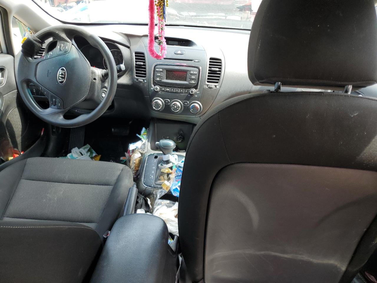 3KPFK4A74HE053875 2017 Kia Forte Lx