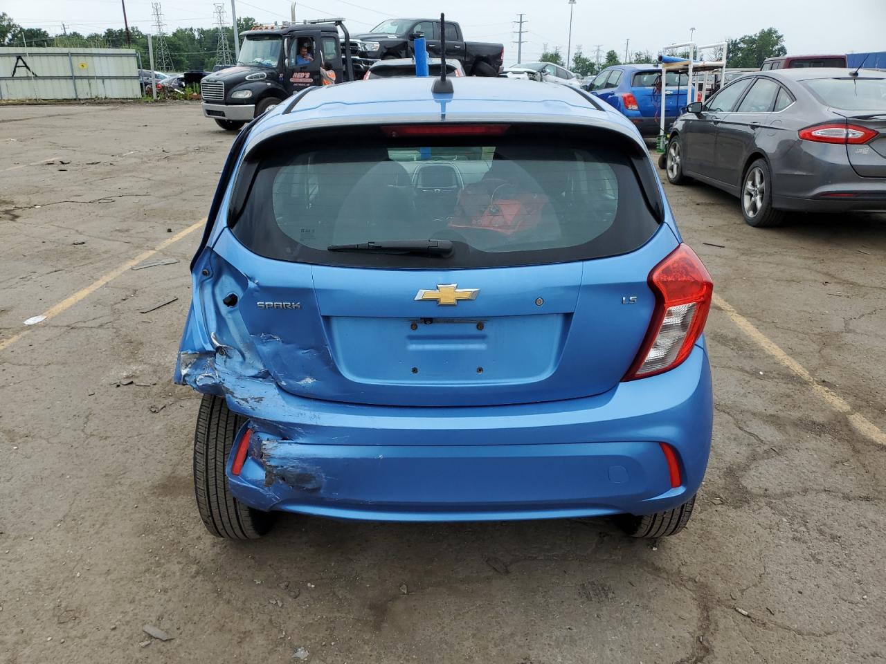 KL8CB6SA4GC560282 2016 Chevrolet Spark Ls