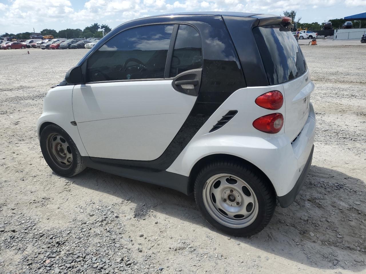 2013 Smart Fortwo Pure vin: WMEEJ3BA6DK686633