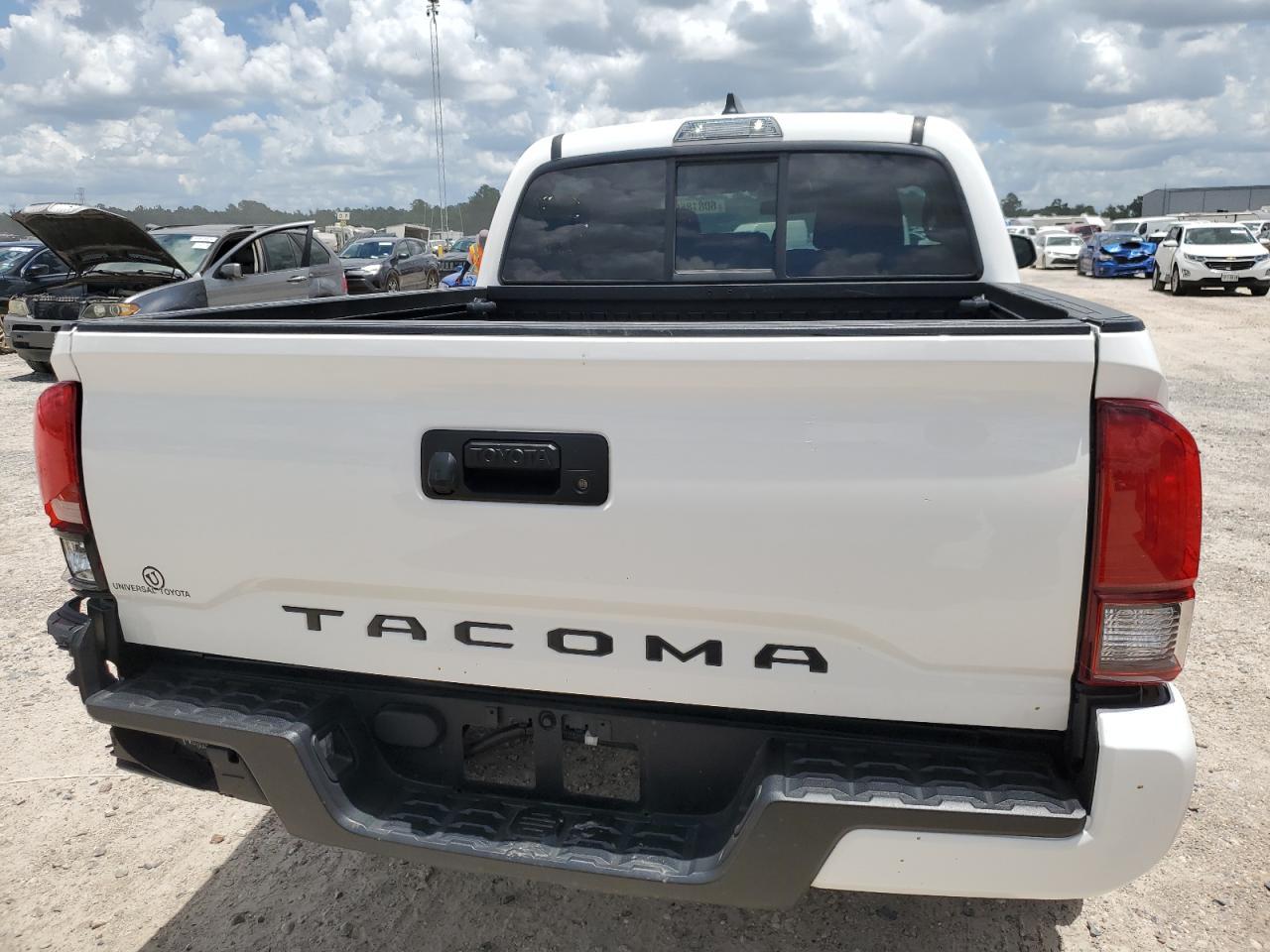 2022 Toyota Tacoma Double Cab vin: 3TYAX5GN4NT048057