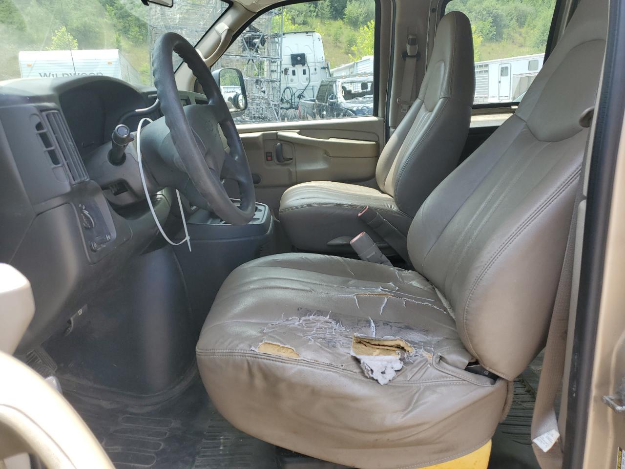 1GCHG39U651210612 2005 Chevrolet Express G3500