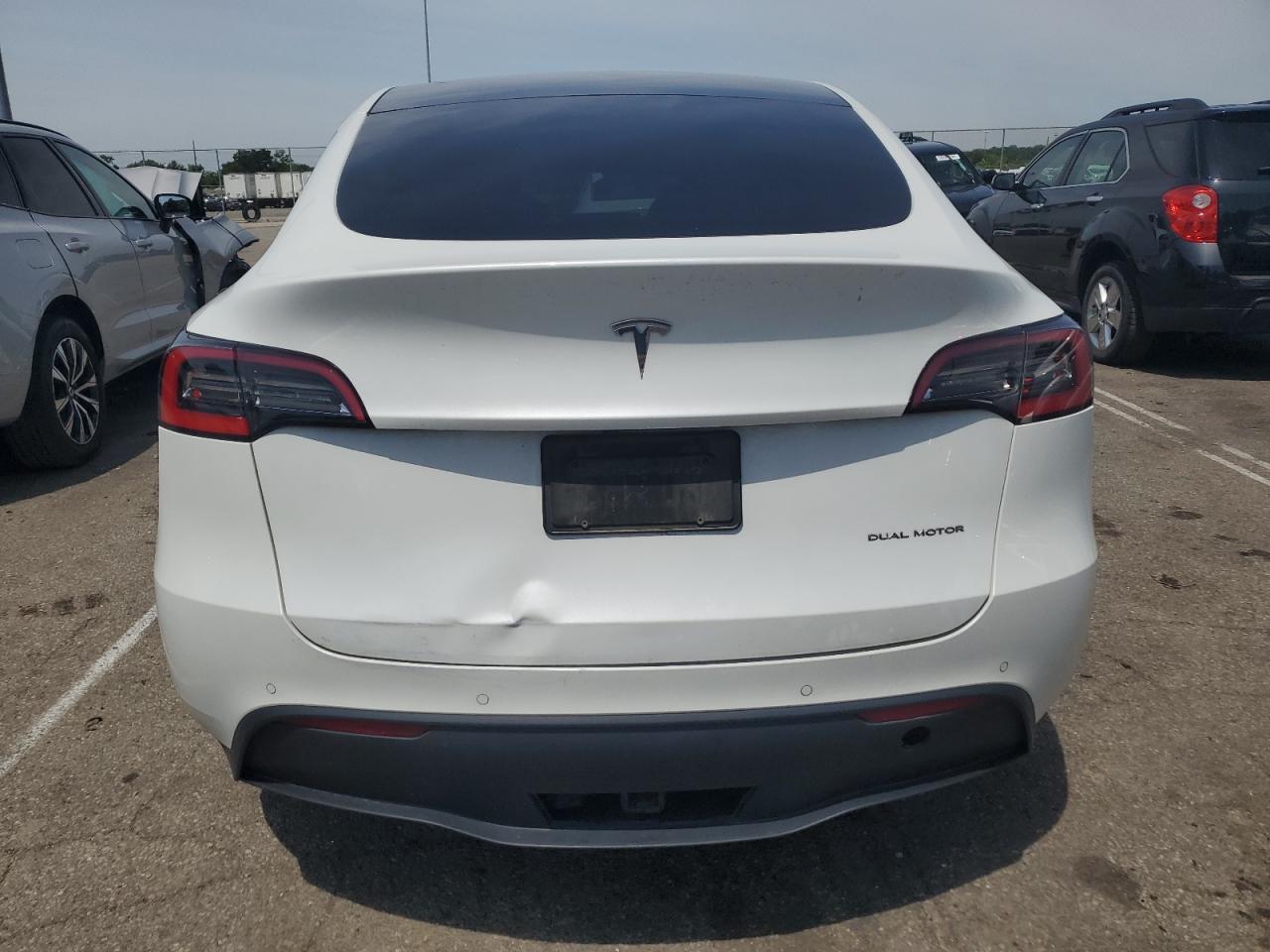 5YJYGDEE9LF050069 2020 Tesla Model Y