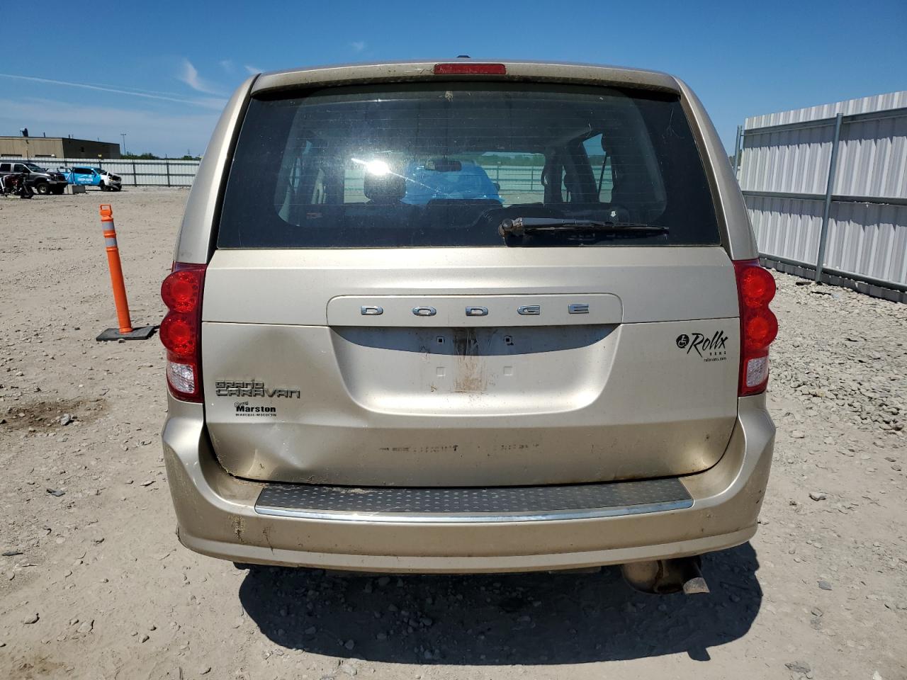 2C4RDGBG4ER450214 2014 Dodge Grand Caravan Se